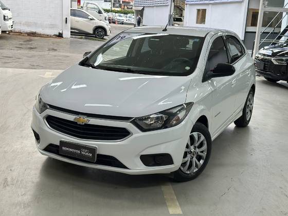CHEVROLET ONIX 1.4 MPFI ADVANTAGE 8V FLEX 4P AUTOMÁTICO